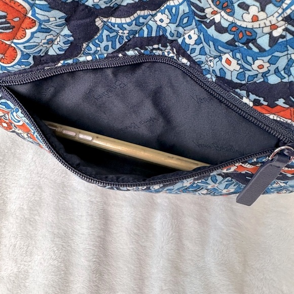 Vera Bradley Mailbag Crossbody - Picture 8 of 9